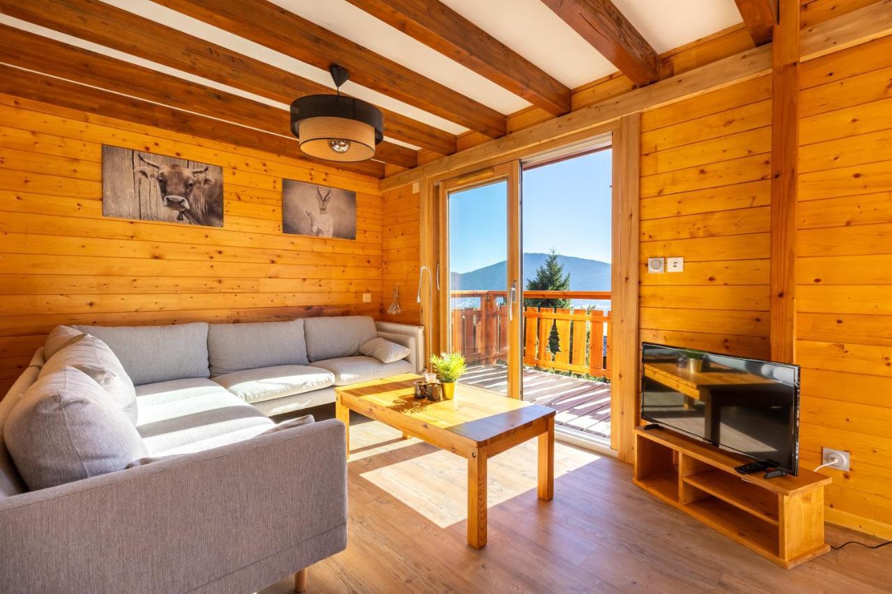 Chalet Les Tilleuls - Jolie Vue Montagne Et Lac Les Angles  Exterior foto