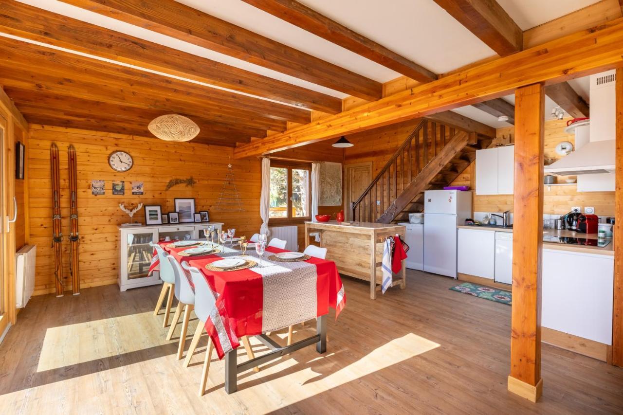 Chalet Les Tilleuls - Jolie Vue Montagne Et Lac Les Angles  Exterior foto