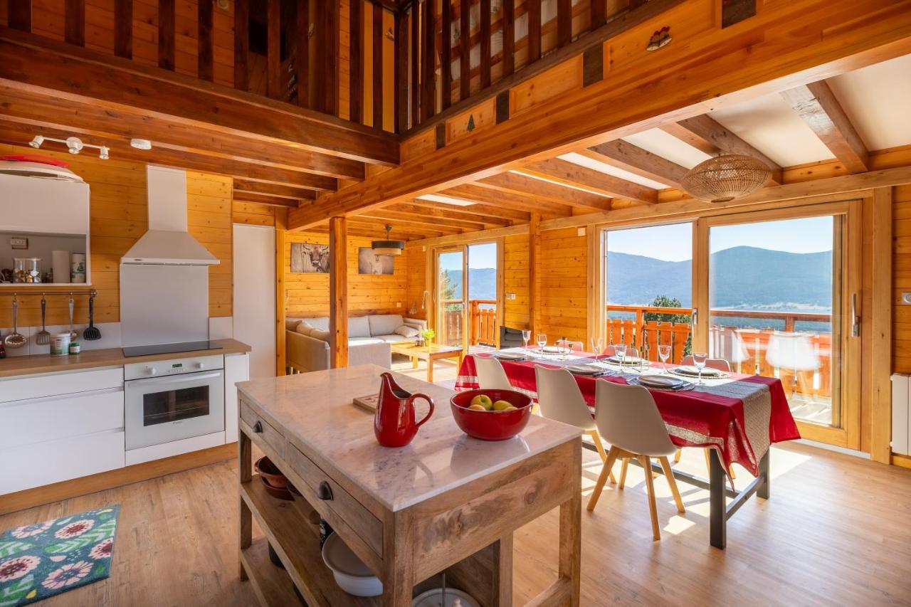 Chalet Les Tilleuls - Jolie Vue Montagne Et Lac Les Angles  Exterior foto